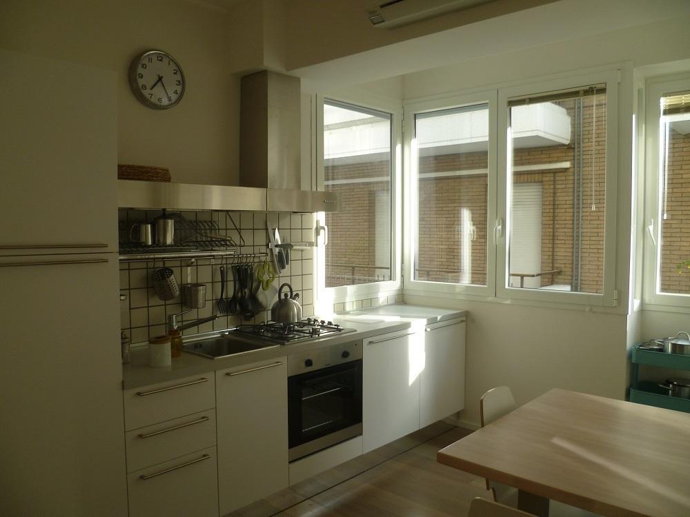 Suite Mare Centro Pésaro Habitación foto